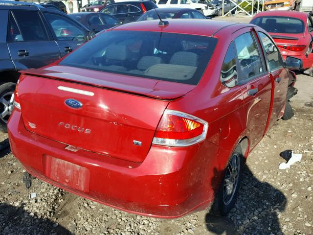 1FAHP3FN2AW231392 - 2010 FORD FOCUS SE RED photo 4