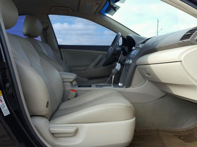 4T1BE46K99U840581 - 2009 TOYOTA CAMRY BASE შავი ფოტო 5