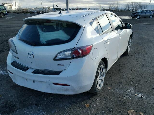 JM1BL1HF0A1341649 - 2010 MAZDA 3 I WHITE photo 4