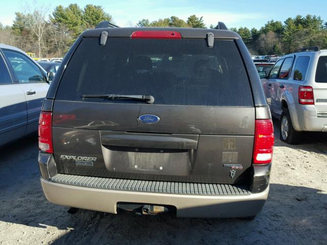 1FMDU74W75UB22797 - 2005 FORD EXPLORER E BROWN photo 9