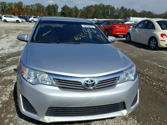 4T1BF1FK4DU707974 - 2013 TOYOTA CAMRY L SILVER photo 9