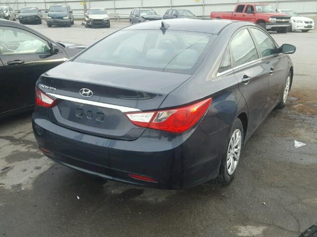 5NPEB4AC5BH280309 - 2011 HYUNDAI SONATA GLS CHARCOAL photo 4