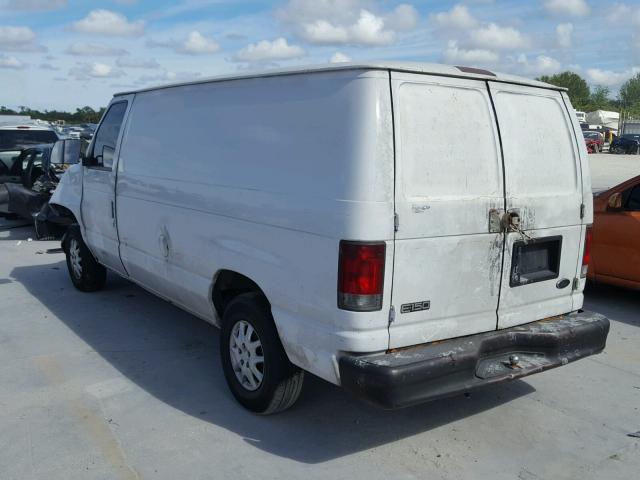 1FTRE14222HA61820 - 2002 FORD ECONOLINE WHITE photo 3