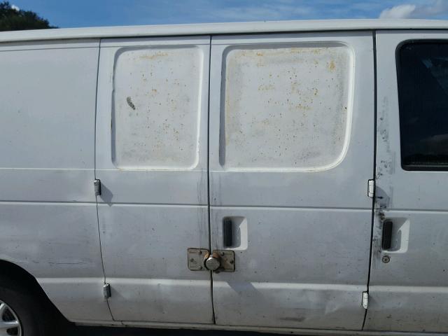 1FTRE14222HA61820 - 2002 FORD ECONOLINE WHITE photo 6