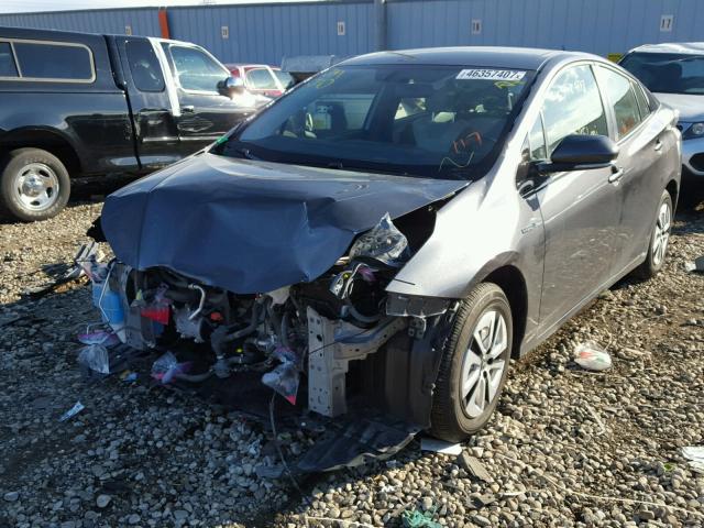 JTDKARFUXG3517061 - 2016 TOYOTA PRIUS GRAY photo 2