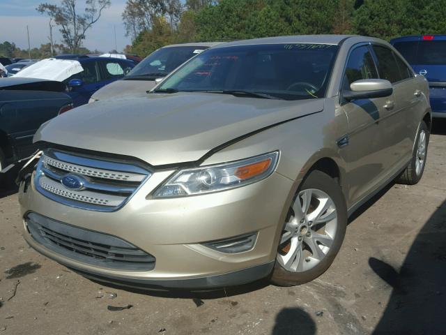 1FAHP2EW4BG176539 - 2011 FORD TAURUS SEL GOLD photo 2