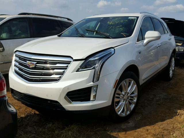 1GYKNCRS6HZ267158 - 2017 CADILLAC XT5 PREMIU WHITE photo 2