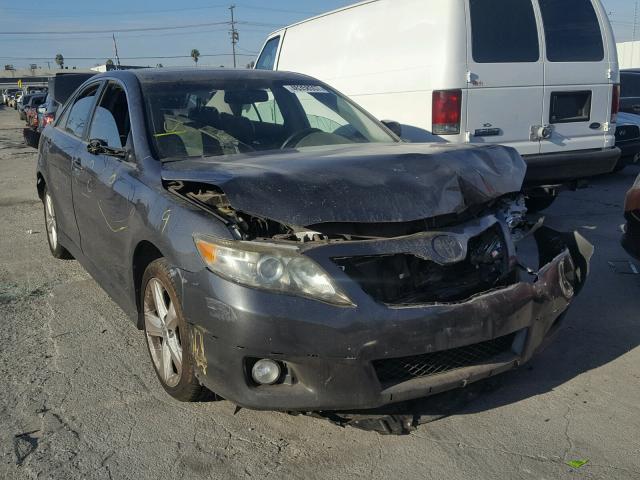 4T1BK3EK8BU614977 - 2011 TOYOTA CAMRY SE GRAY photo 1