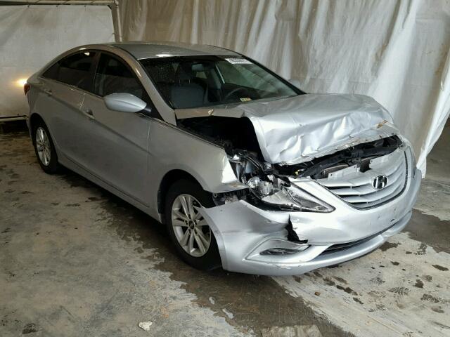 5NPEB4AC4DH736660 - 2013 HYUNDAI SONATA GLS SILVER photo 1