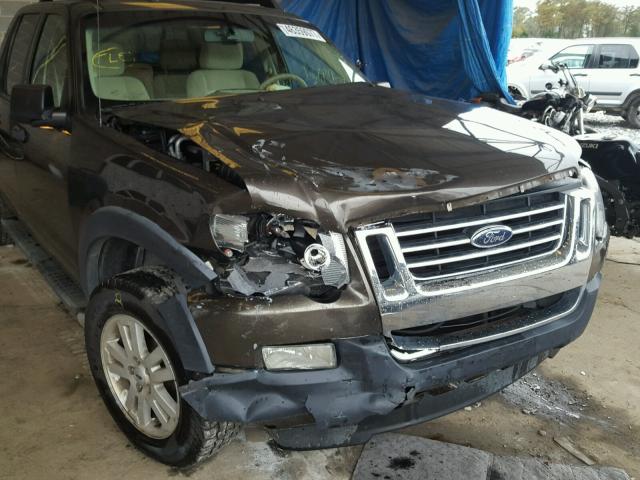 1FMEU31E18UA52145 - 2008 FORD EXPLORER S BROWN photo 9