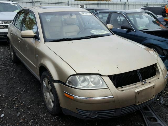 WVWTH63B81P295265 - 2001 VOLKSWAGEN PASSAT GLX GOLD photo 1