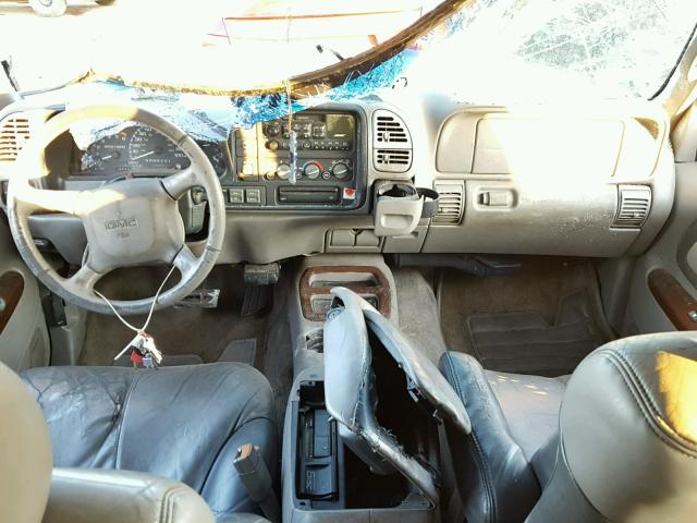 1GKEK13R6YR100647 - 2000 GMC YUKON DENA BLACK photo 9