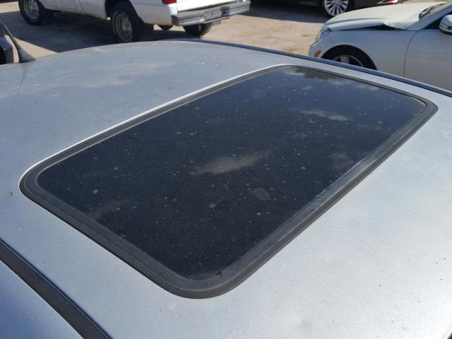 2T1BY30E65C408644 - 2005 TOYOTA COROLLA XR 银色 照片 9