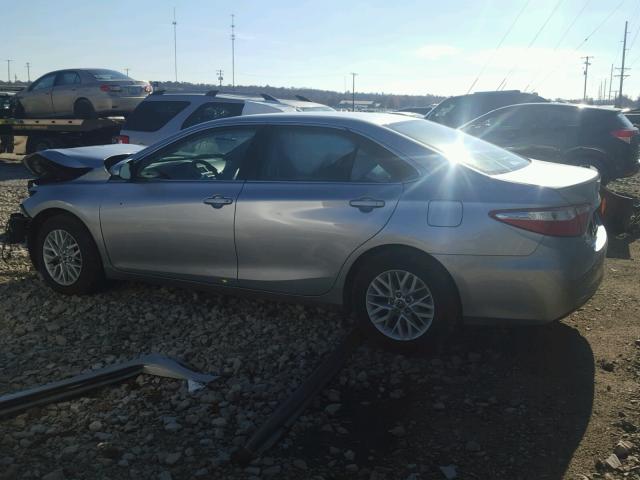 4T1BF1FK4GU166073 - 2016 TOYOTA CAMRY LE 银色 照片 3