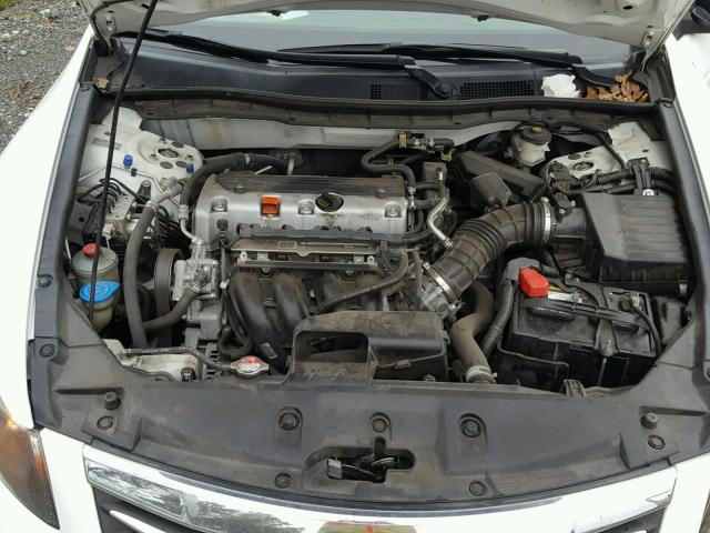 1HGCP2F63CA068633 - 2012 HONDA ACCORD SE WHITE photo 7