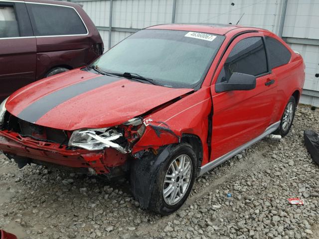 1FAHP33N88W231122 - 2008 FORD FOCUS SE RED photo 9