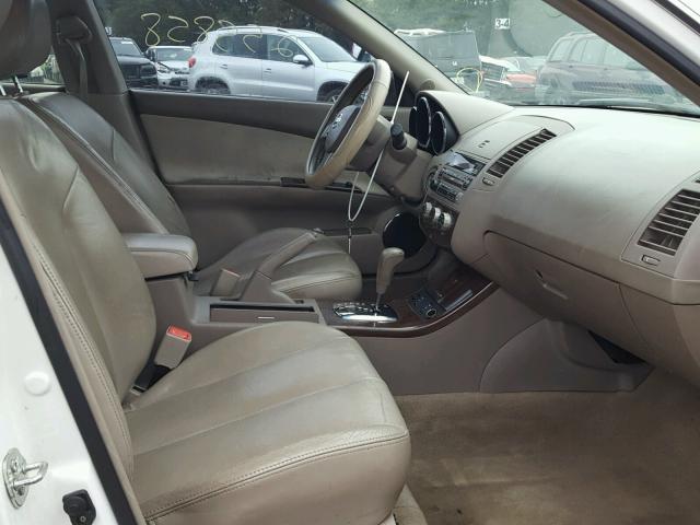 1N4AL11D36C211628 - 2006 NISSAN ALTIMA WHITE photo 5