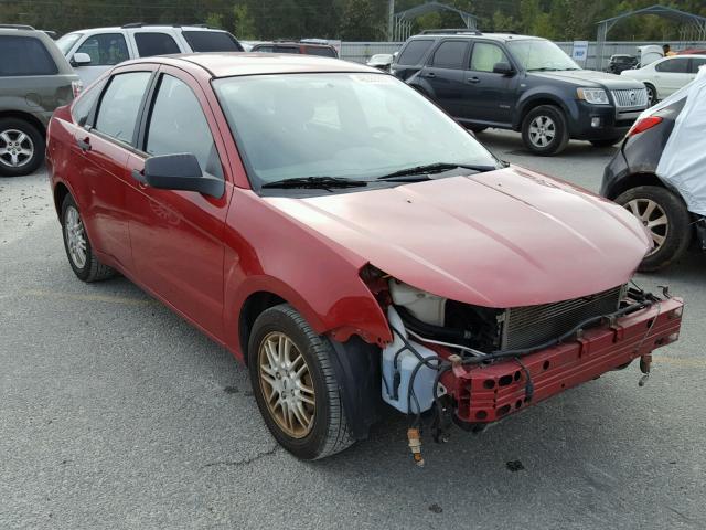 1FAHP35N19W242428 - 2009 FORD FOCUS SE RED photo 1