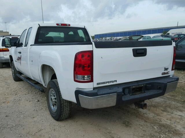 1GTHC49K69E110556 - 2009 GMC SIERRA C25 WHITE photo 3