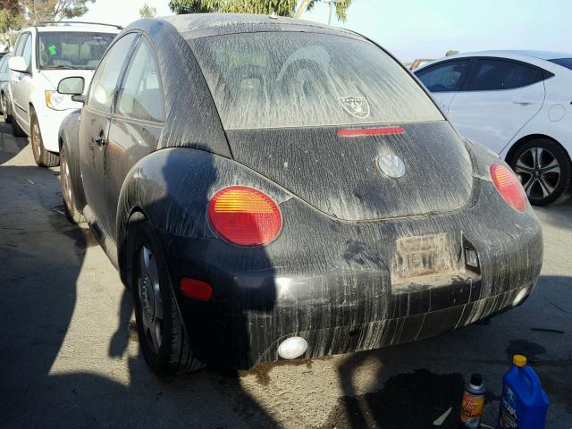 3VWCD21C9YM436647 - 2000 VOLKSWAGEN NEW BEETLE Qara foto 3