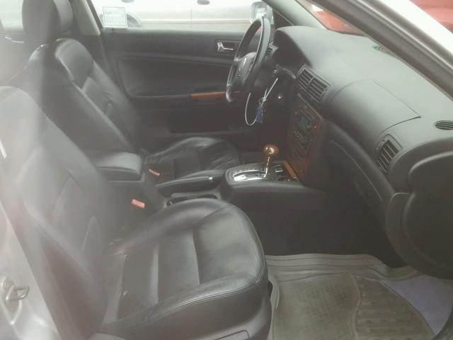 WVWWH63B13E126653 - 2003 VOLKSWAGEN PASSAT GLX 银色 照片 5