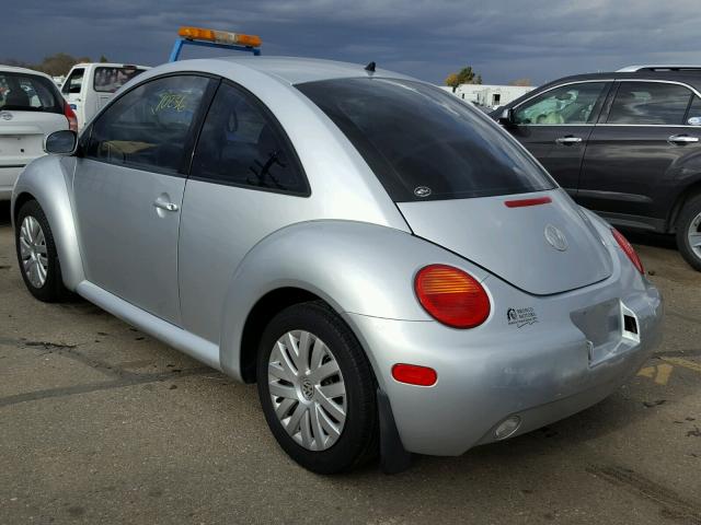3VWBK31C64M413909 - 2004 VOLKSWAGEN NEW BEETLE Gümüş foto 3