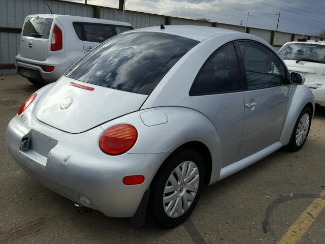 3VWBK31C64M413909 - 2004 VOLKSWAGEN NEW BEETLE Gümüş foto 4