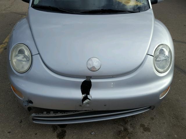 3VWBK31C64M413909 - 2004 VOLKSWAGEN NEW BEETLE Gümüş foto 7