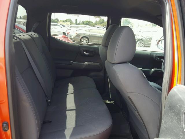 3TMCZ5AN7HM088600 - 2017 TOYOTA TACOMA DOU ნარინჯისფერი ფოტო 6