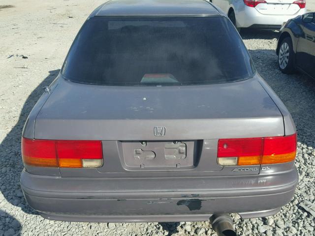 1HGCB7541NA061808 - 1992 HONDA ACCORD DX BROWN photo 10