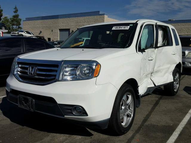 5FNYF3H4XFB014105 - 2015 HONDA PILOT EX WHITE photo 2