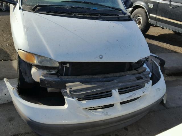 2B4FP25B5VR138641 - 1997 DODGE CARAVAN WHITE photo 9