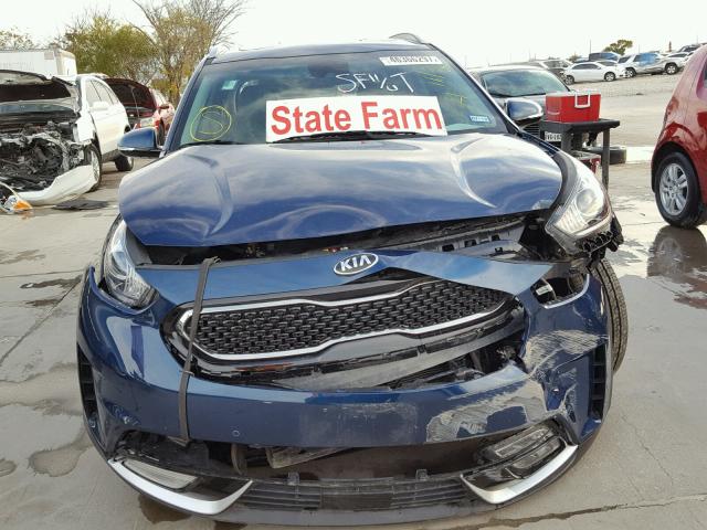 KNDCE3LC8H5089868 - 2017 KIA NIRO EX TO BLUE photo 9