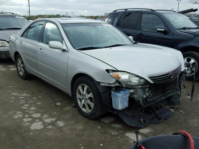 4T1BE32K85U024438 - 2005 TOYOTA CAMRY LE SILVER photo 1