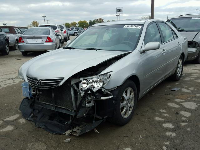 4T1BE32K85U024438 - 2005 TOYOTA CAMRY LE 银色 照片 2