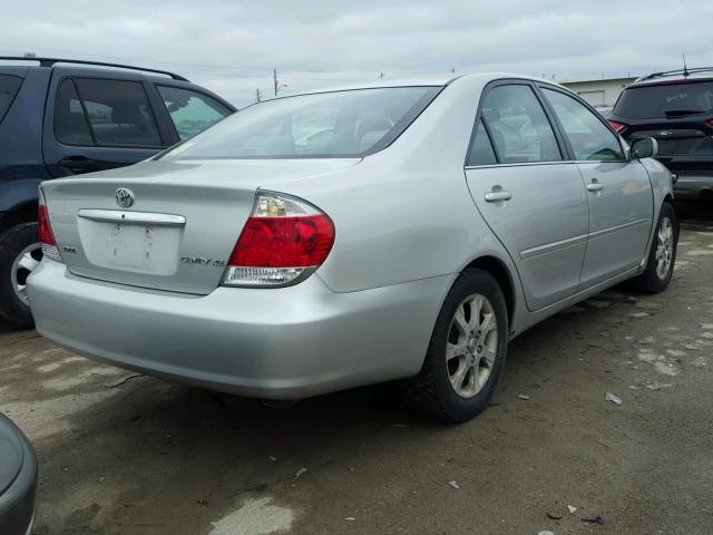 4T1BE32K85U024438 - 2005 TOYOTA CAMRY LE SILVER photo 4