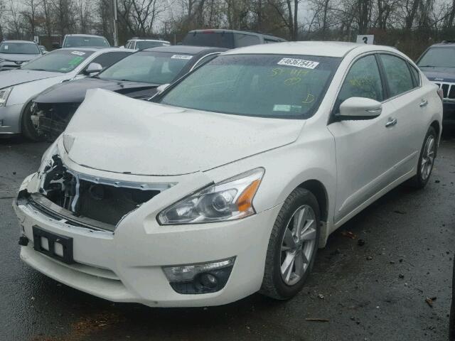 1N4AL3APXFN872017 - 2015 NISSAN ALTIMA 2.5 WHITE photo 2