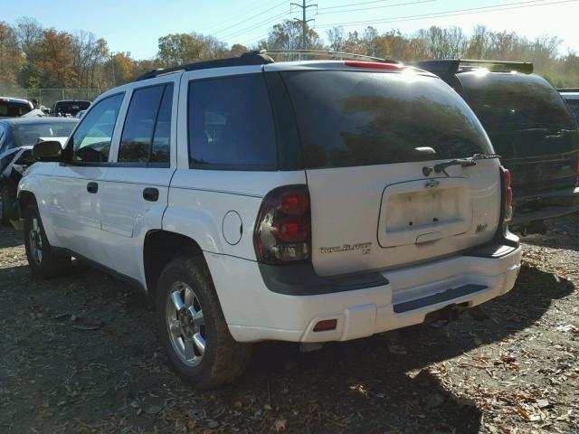 1GNDT13S462231130 - 2006 CHEVROLET TRAILBLAZE WHITE photo 3