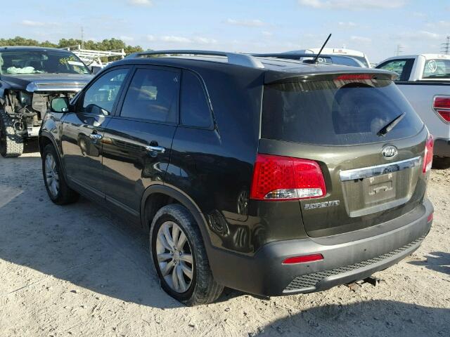 5XYKU4A16BG133144 - 2011 KIA SORENTO EX GREEN photo 3