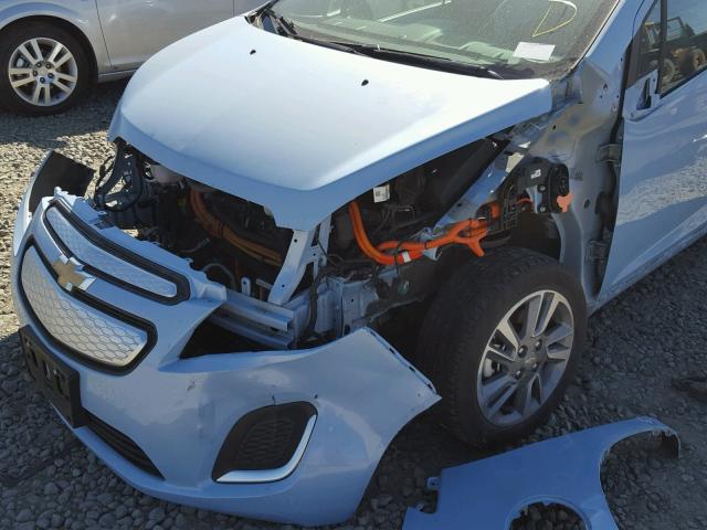 KL8CK6S04GC555039 - 2016 CHEVROLET SPARK EV 1 蓝色 照片 9