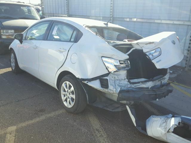 KNADM4A3XG6574860 - 2016 KIA RIO WHITE photo 3