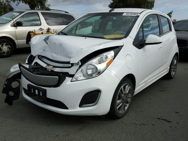 KL8CL6S06EC401765 - 2014 CHEVROLET SPARK EV 2 WHITE photo 2