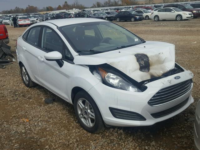 3FADP4BJ4HM138648 - 2017 FORD FIESTA WHITE photo 1