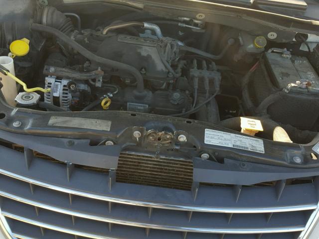 2A8HR54P38R692357 - 2008 CHRYSLER TOWN & COU WHITE photo 7