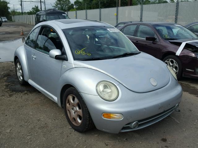 3VWCK21C63M410909 - 2003 VOLKSWAGEN NEW BEETLE 银色 照片 1