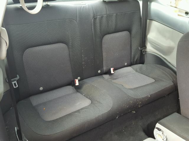 3VWCK21C63M410909 - 2003 VOLKSWAGEN NEW BEETLE 银色 照片 6