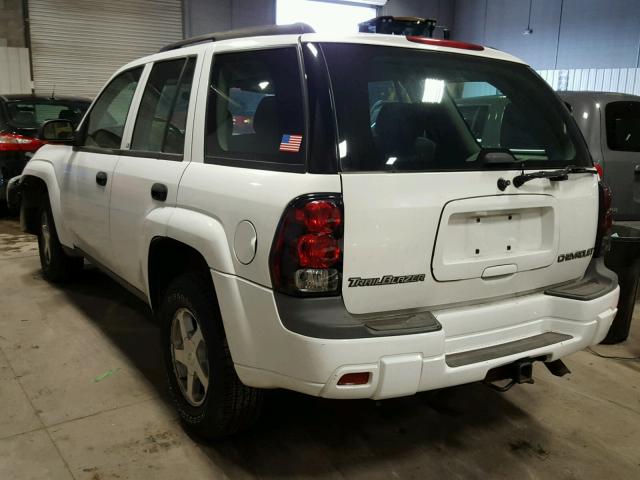 1GNDT13S642445775 - 2004 CHEVROLET TRAILBLAZE WHITE photo 3