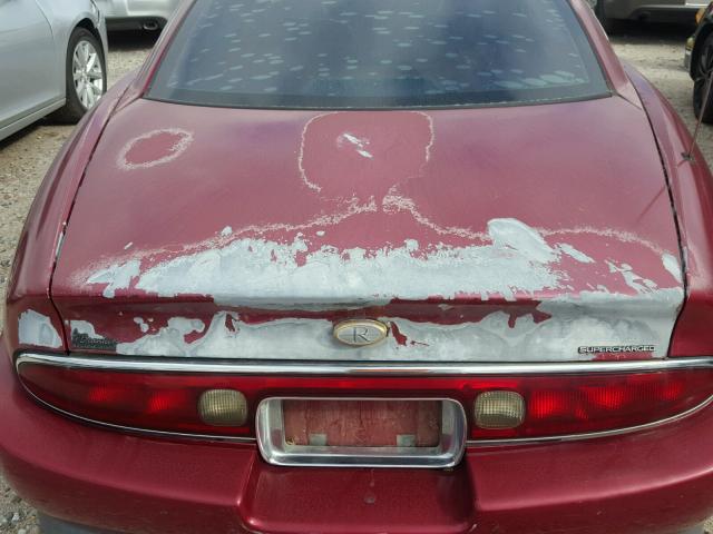 1G4GD2218T4715220 - 1996 BUICK RIVIERA RED photo 9