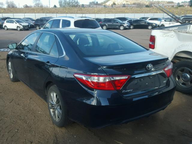 4T1BF1FK7GU599256 - 2016 TOYOTA CAMRY LE BLUE photo 3