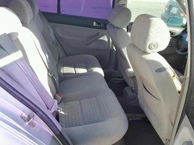 9BWGD21J414019947 - 2001 VOLKSWAGEN GOLF 银色 照片 6